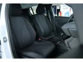 Peugeot 208 (2025) thumbnail 3