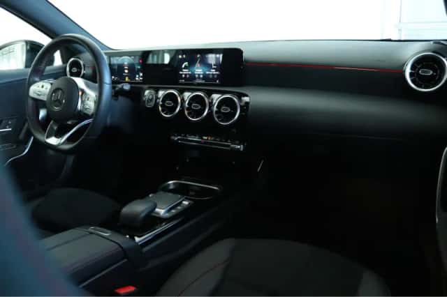Mercedes-Benz A-Klasse (2021) thumbnail 4