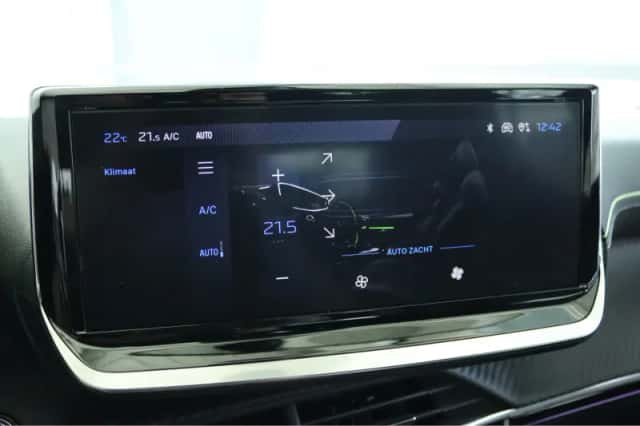 Peugeot 208 (2025) thumbnail 26