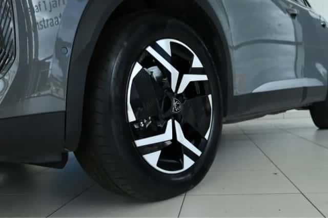 Peugeot 2008 (2025) thumbnail 8