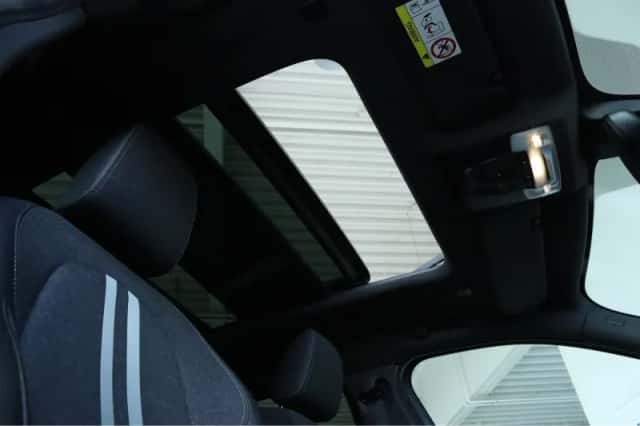 BMW X2 (2022) thumbnail 23