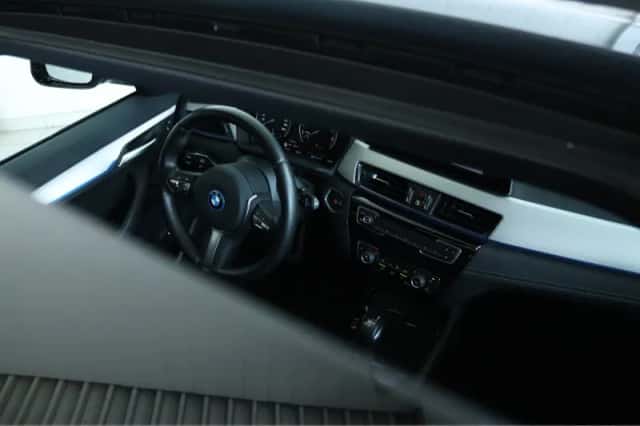 BMW X2 (2022) thumbnail 25