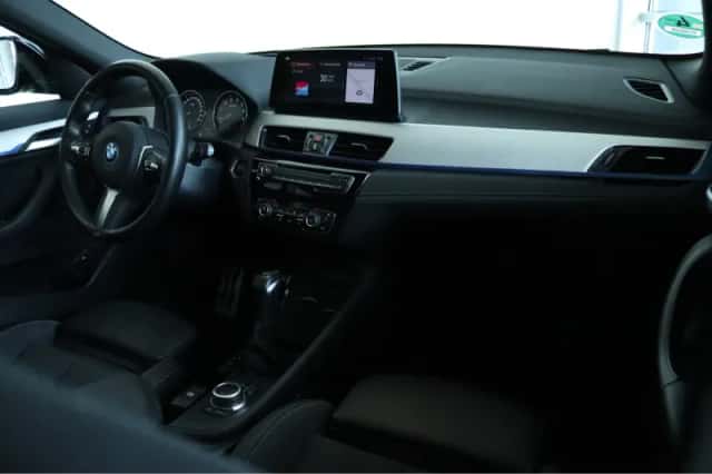 BMW X2 (2022) thumbnail 4