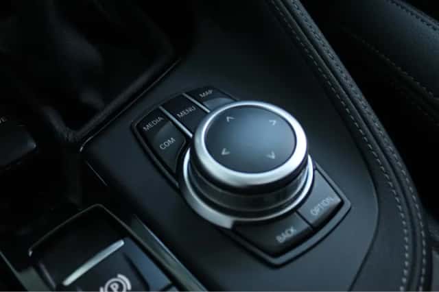 BMW X2 (2022) thumbnail 31