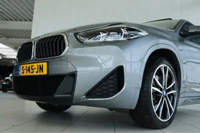 BMW X2 (2022) thumbnail 5
