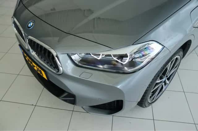 BMW X2 (2022) thumbnail 6