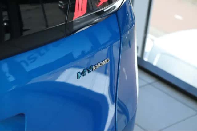 Peugeot 3008 (2021) thumbnail 12