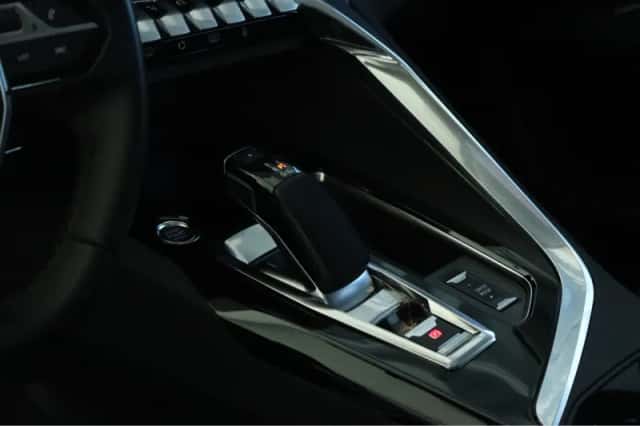 Peugeot 3008 (2021) thumbnail 20
