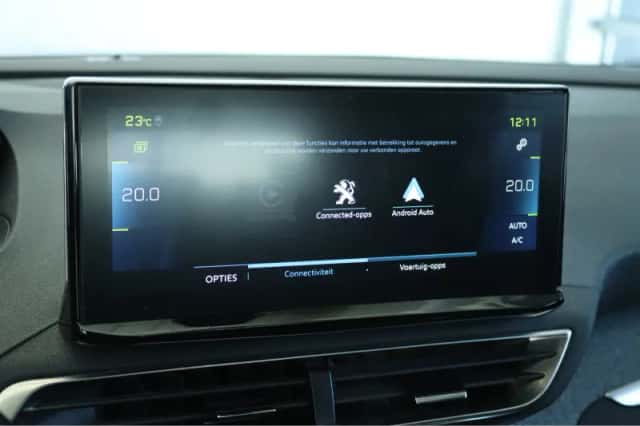 Peugeot 3008 (2021) thumbnail 24