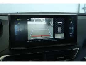 Peugeot 3008 (2021) thumbnail 25