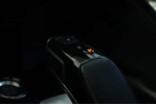 Peugeot 3008 (2021) thumbnail 26