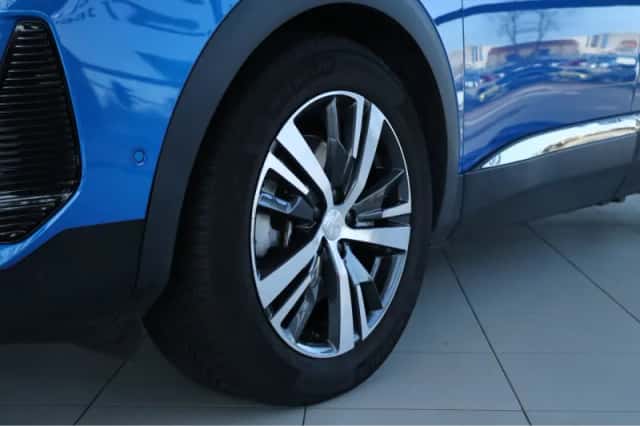 Peugeot 3008 (2021) thumbnail 6