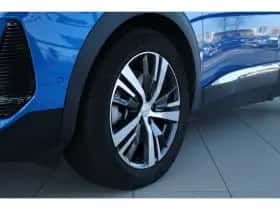 Peugeot 3008 (2021) thumbnail 6