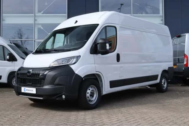 Peugeot Boxer (2024) thumbnail 1