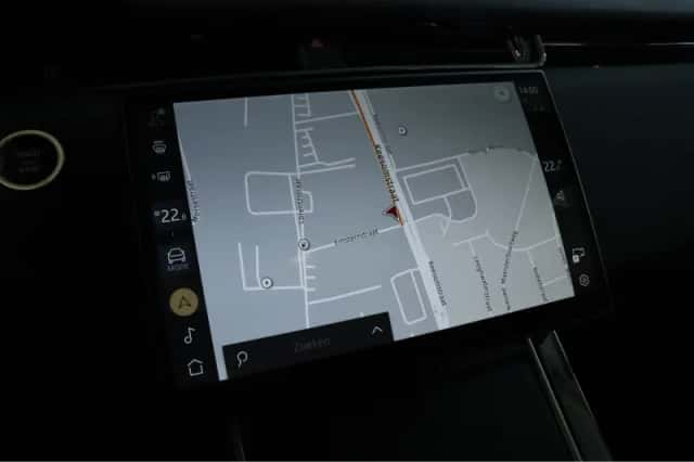 Land Rover Range Rover Evoque (2024) thumbnail 30