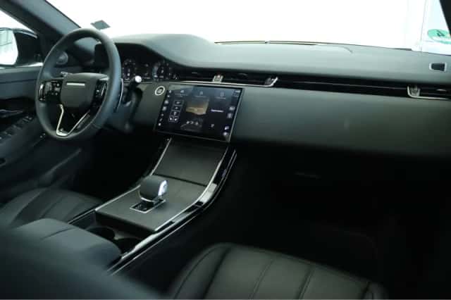 Land Rover Range Rover Evoque (2024) thumbnail 4