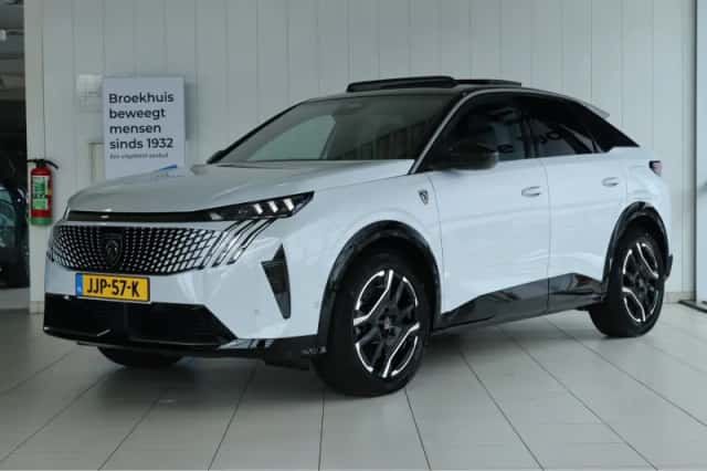 Peugeot e-3008 (2025) thumbnail 1