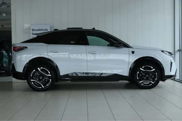 Peugeot e-3008 (2025) thumbnail 13
