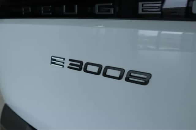 Peugeot e-3008 (2025) thumbnail 15