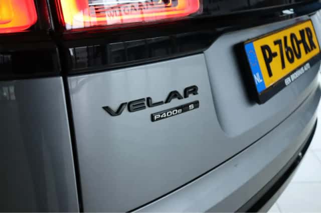 Land Rover Range Rover Velar (2021) thumbnail 16