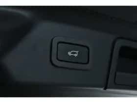 Land Rover Range Rover Velar (2021) thumbnail 18