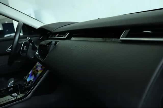Land Rover Range Rover Velar (2021) thumbnail 21