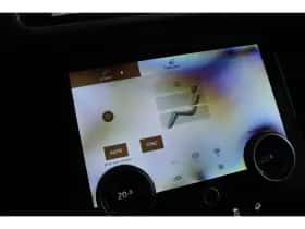 Land Rover Range Rover Velar (2021) thumbnail 28