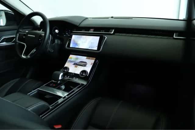Land Rover Range Rover Velar (2021) thumbnail 4