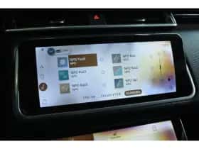 Land Rover Range Rover Velar (2021) thumbnail 31
