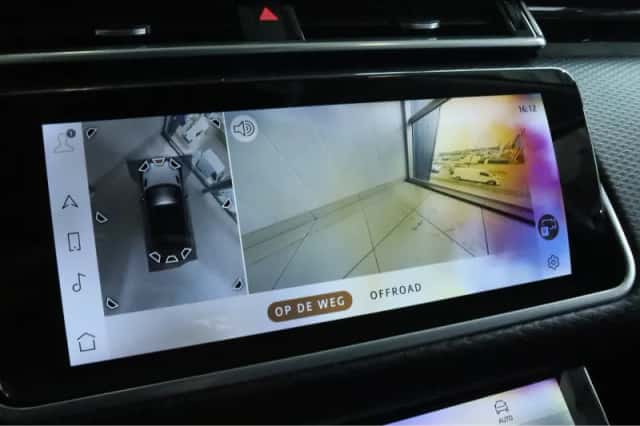 Land Rover Range Rover Velar (2021) thumbnail 33