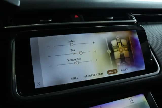 Land Rover Range Rover Velar (2021) thumbnail 36