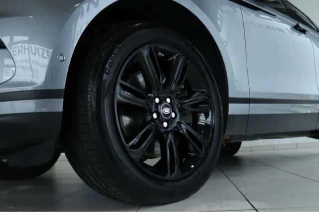 Land Rover Range Rover Velar (2021) thumbnail 10