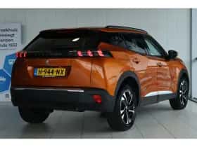 Peugeot 2008 (2020) thumbnail 2