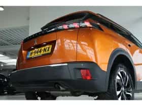Peugeot 2008 (2020) thumbnail 11