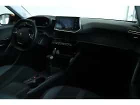 Peugeot 2008 (2020) thumbnail 15