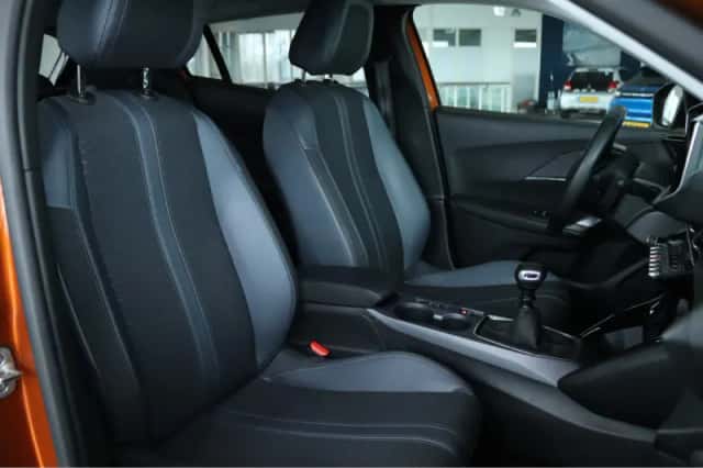 Peugeot 2008 (2020) thumbnail 3