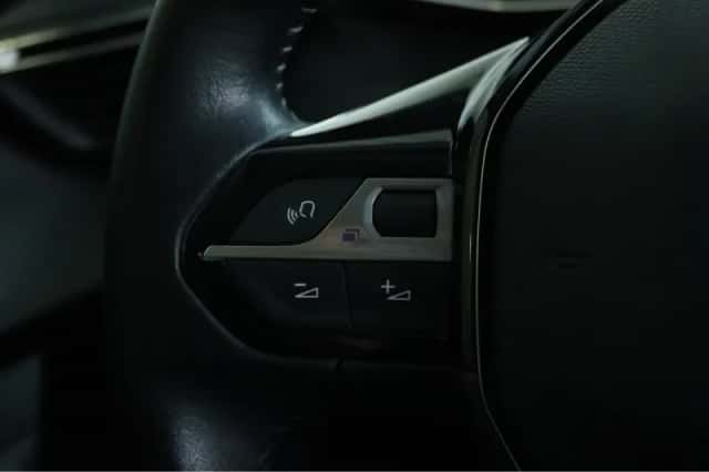 Peugeot 2008 (2020) thumbnail 26