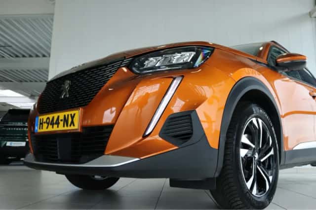 Peugeot 2008 (2020) thumbnail 5