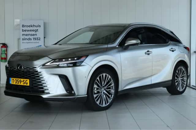 Lexus RX (2023) thumbnail 1