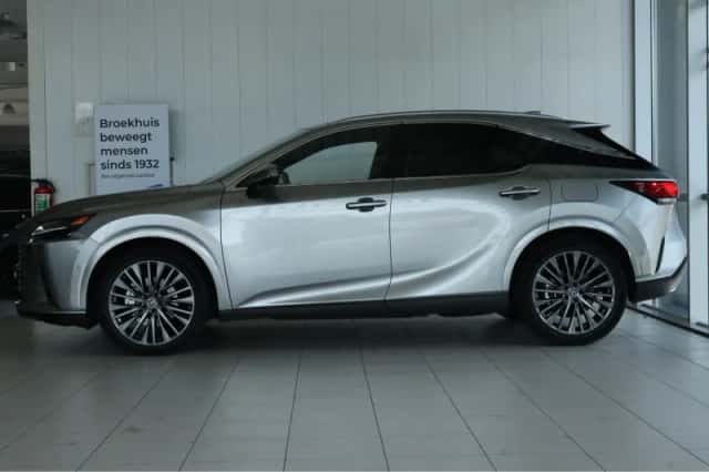 Lexus RX (2023) thumbnail 6