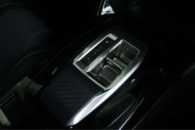 Peugeot 208 (2024) thumbnail 19