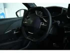 Peugeot 208 (2024) thumbnail 25