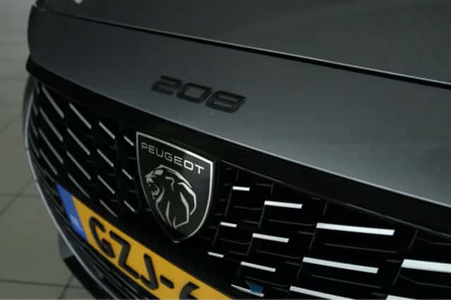 Peugeot 208 (2024) thumbnail 6