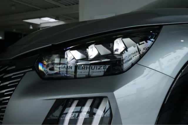 Peugeot 208 (2024) thumbnail 7