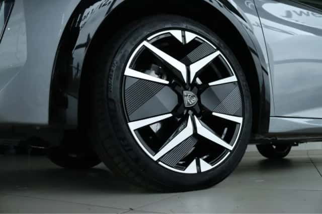 Peugeot 208 (2024) thumbnail 8