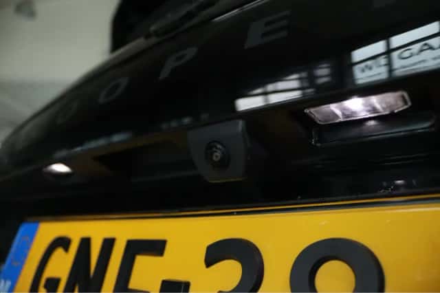 MINI Electric (2024) thumbnail 16