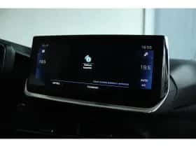 Peugeot 208 (2022) thumbnail 21
