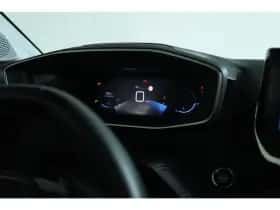 Peugeot 208 (2022) thumbnail 23
