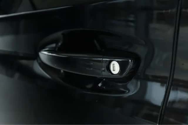 Peugeot 208 (2022) thumbnail 6