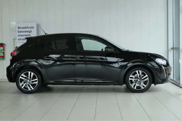 Peugeot 208 (2022) thumbnail 9